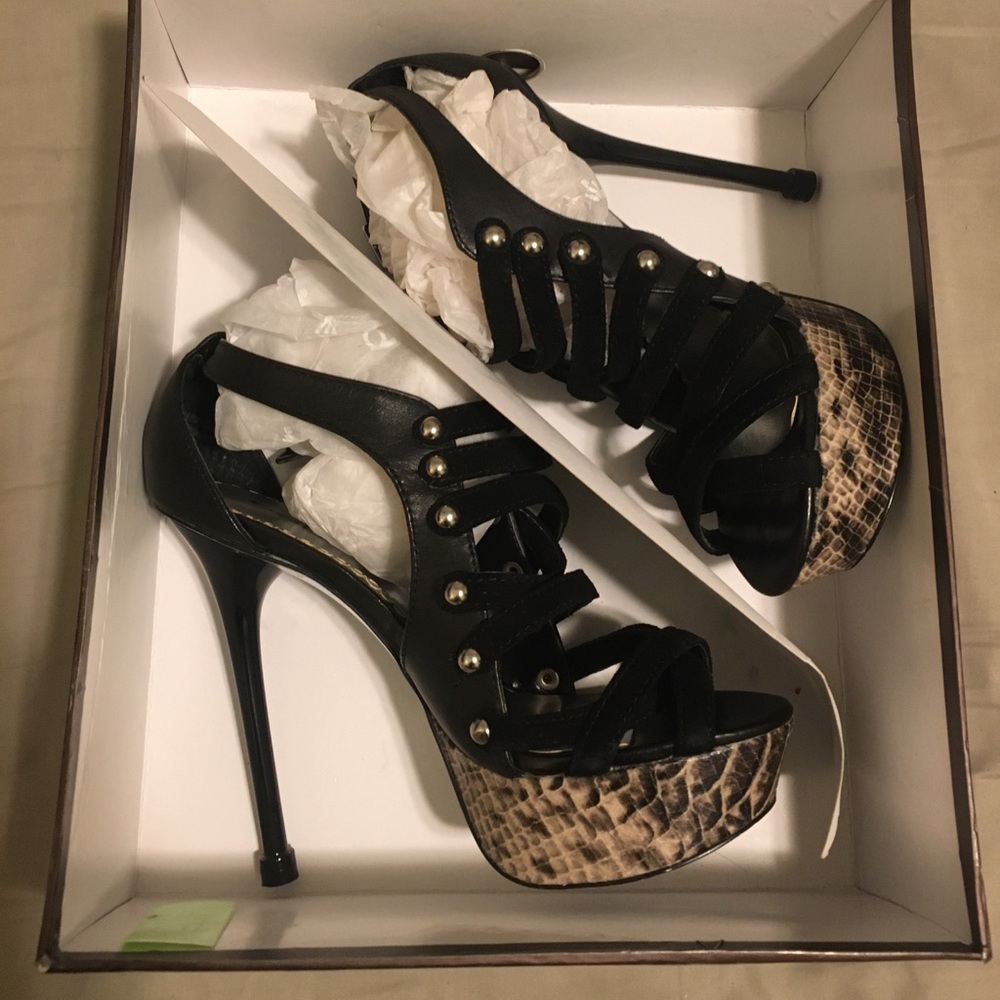 Leather snake print BEBE platform stiletto